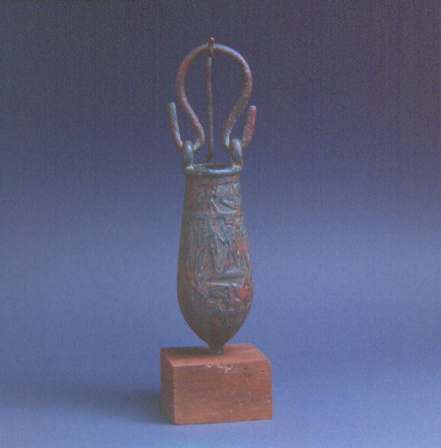 Sítula Baixa Época (664-525 a. C.) Bronze 11,0 cm x 13,5 cm.