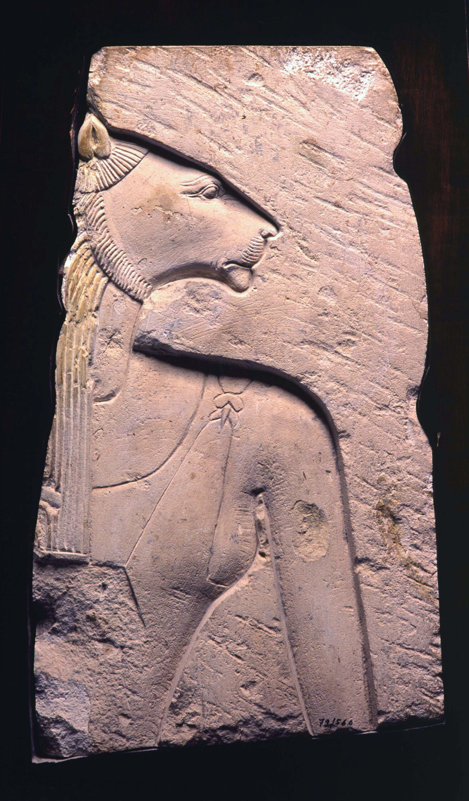 relevo-com-deusa-leoa-sekhmet-xxi-a-xxii-dinastias-cerca-1070-909-ac-calcario-445-x-265-cm