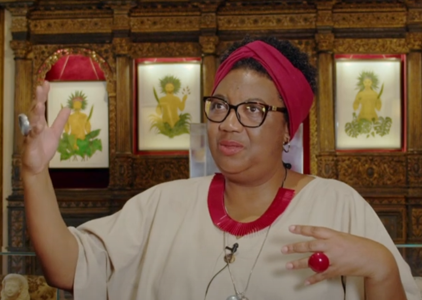 Minidocumentário sobre a exposição “Novas raízes”, de Rosana Paulino